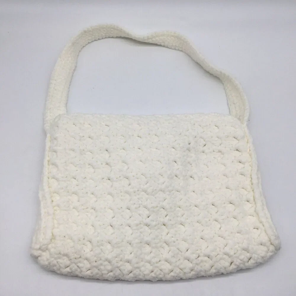 VTG Handmade Crochet  Shoulder Bag Boho Knit Purse Creamy White Lined Festival